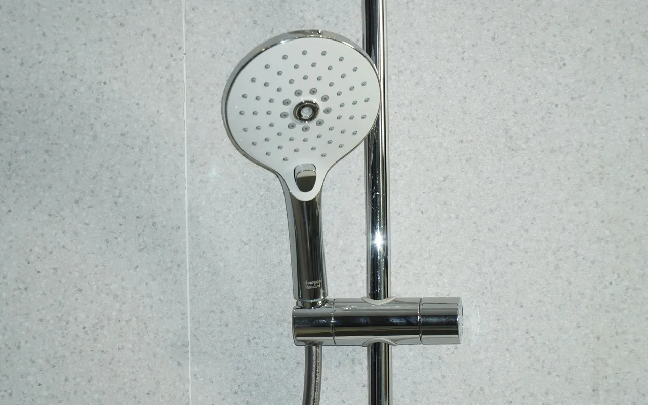 Guide pratique pour installer un mitigeur thermostatique en salle de bain