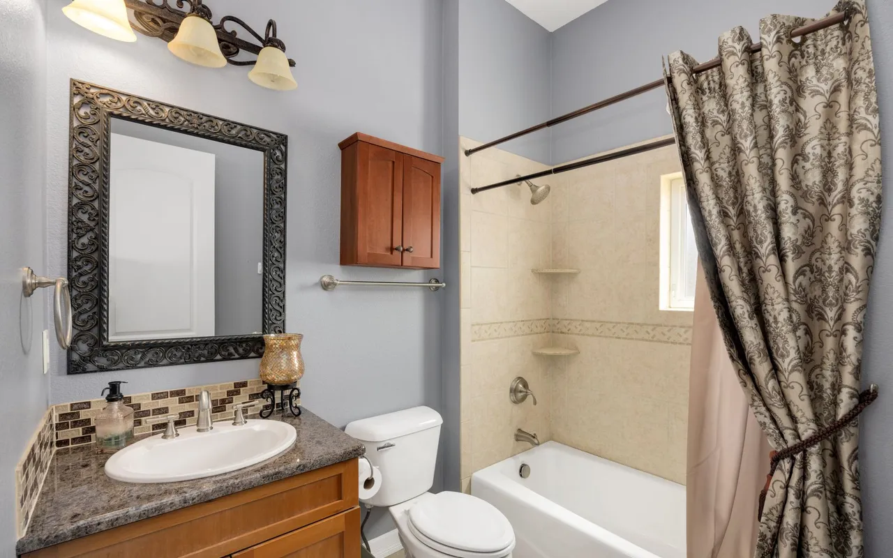 Meuble vasque salle de bain petit espace : 5 erreurs qui coûtent cher