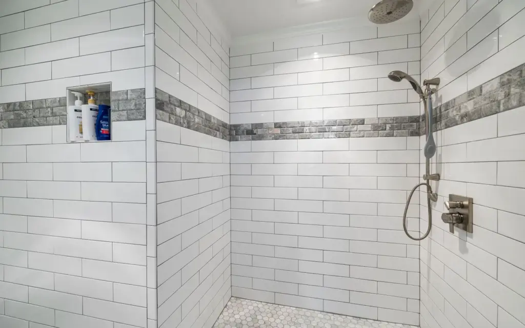Joints silicone salle de bain : comment bien les poser pour un résultat durable